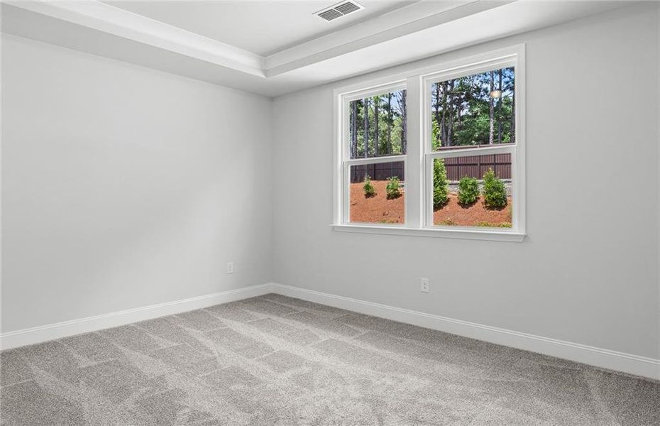 Spacious, unfurnished interior of a new home in Sun City Peachtree, Griffin (Image 7).
