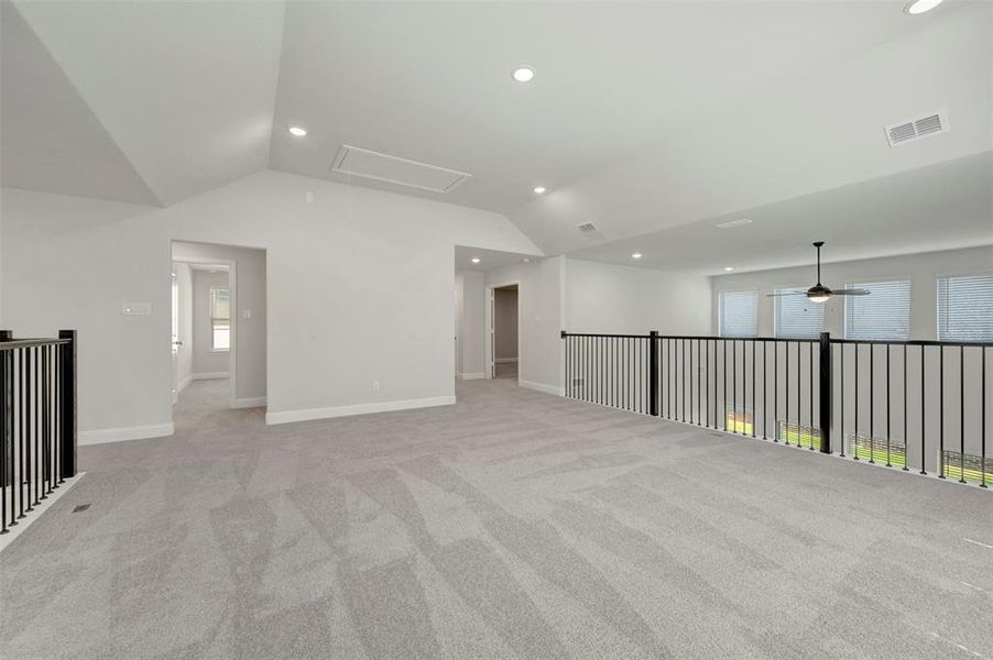 Spacious, unfurnished interior of a new home in Aster Park, McKinney (Image 34).
