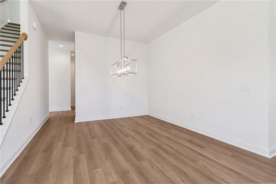 Spacious, unfurnished interior of a new home in East Harbor II at Chestatee, Dawsonville (Image 50).