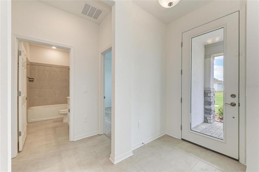 Spacious, unfurnished interior of a new home in , Sarasota (Image 24). Spacious, unfurnished interior of a new home in , Sarasota (Image 24).