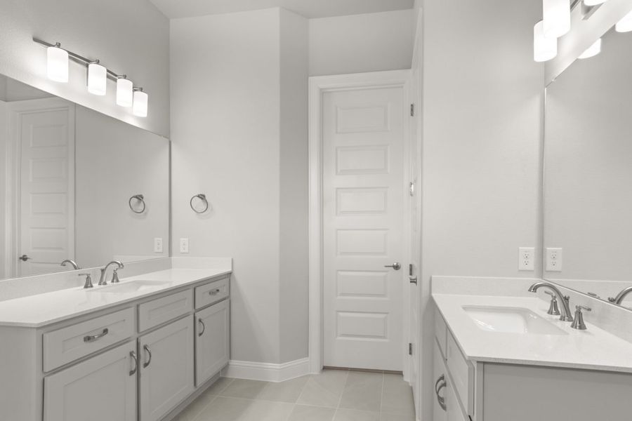 Furnished interior view inside a new home in Cross Creek, Cedar Park (Image 9).