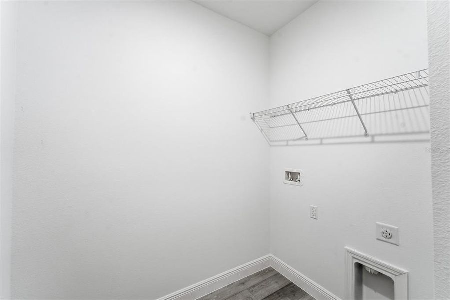 Spacious, unfurnished interior of a new home in , Ocala (Image 26).