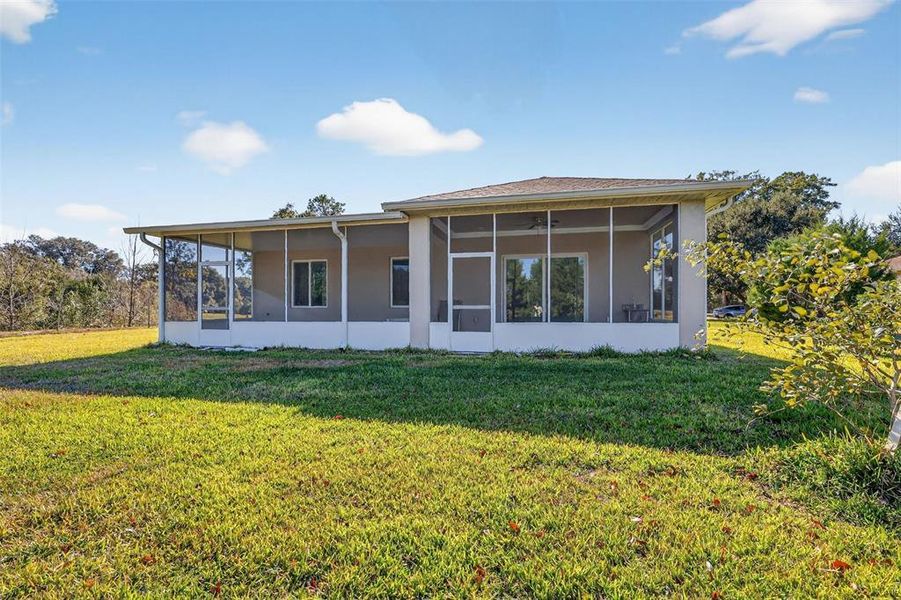 Exterior details and patio area of a home in , Lady Lake (Image 4). Exterior details and patio area of a home in , Lady Lake (Image 4).