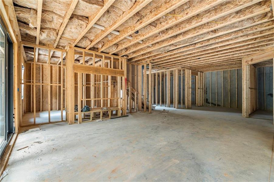 Spacious, unfurnished interior of a new home in , Fairburn (Image 37).