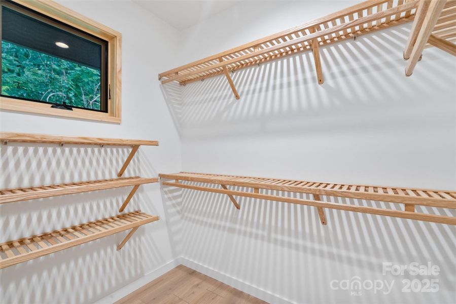 Image 41 of a home in .