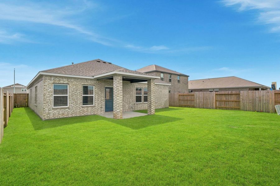 Exterior details and patio area of a home in Sunterra Lakes, Brookshire (Image 4). Exterior details and patio area of a home in Sunterra Lakes, Brookshire (Image 4).