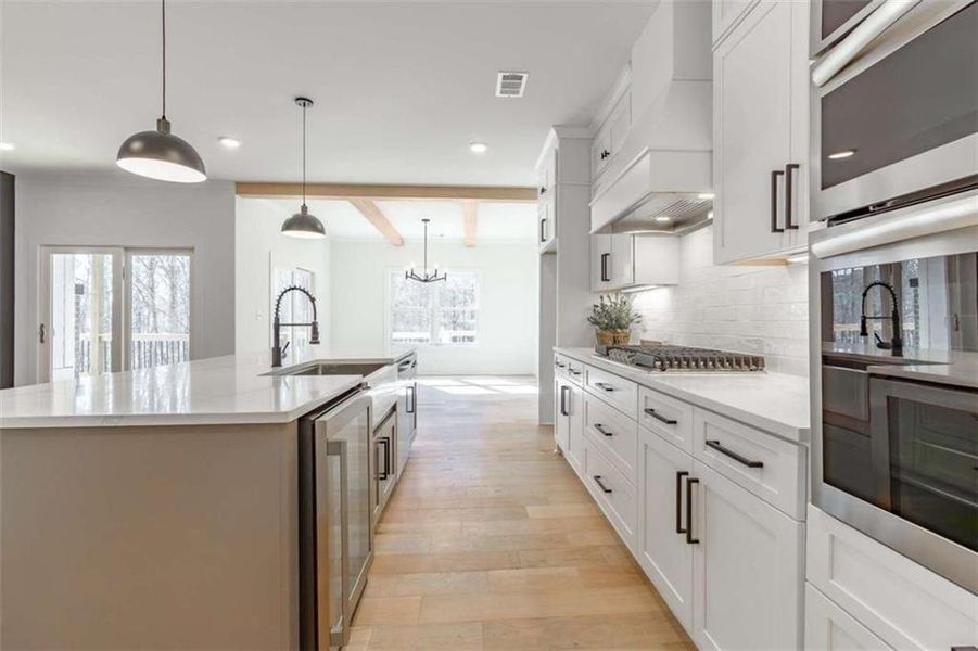 Furnished interior view inside a new home in , Gainesville (Image 12).