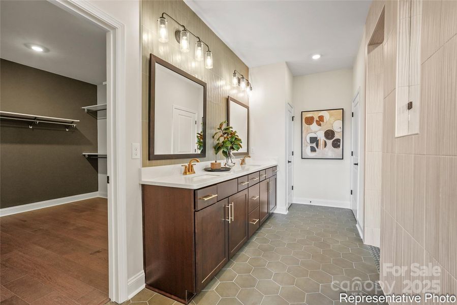 Owner's Bath Owner's Bath