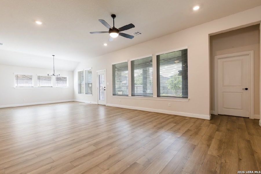 Spacious, unfurnished interior of a new home in The Reserve at Weston Oaks, San Antonio (Image 15). Spacious, unfurnished interior of a new home in The Reserve at Weston Oaks, San Antonio (Image 15).