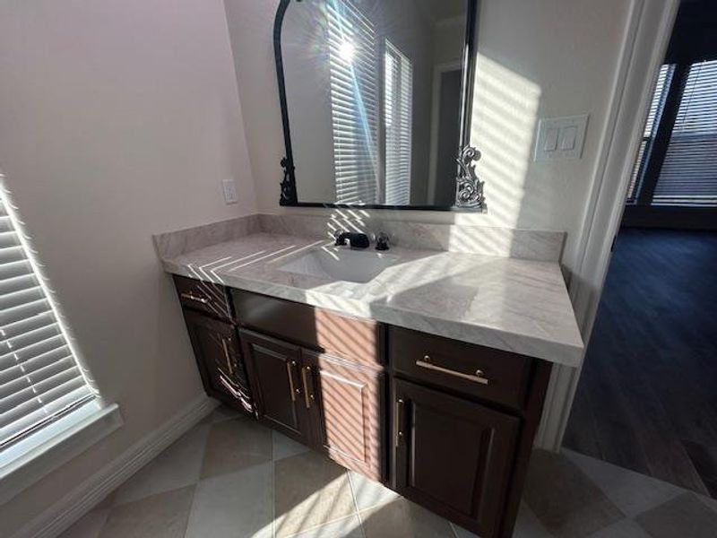 Furnished interior view inside a new home in , Beaumont (Image 10).