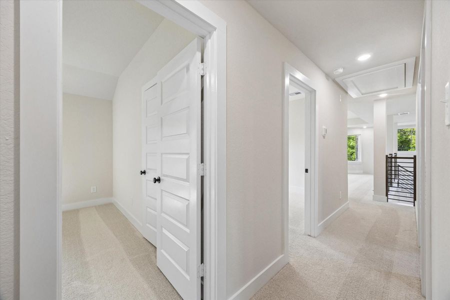 Spacious, unfurnished interior of a new home in , Montgomery (Image 29).