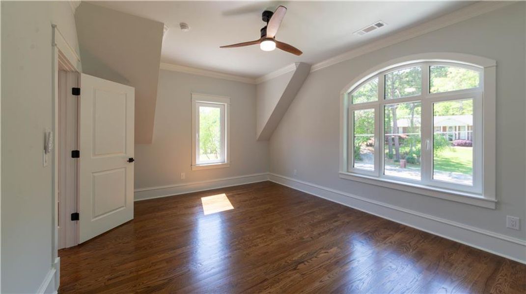 Spacious, unfurnished interior of a new home in , Roswell (Image 47). Spacious, unfurnished interior of a new home in , Roswell (Image 47).