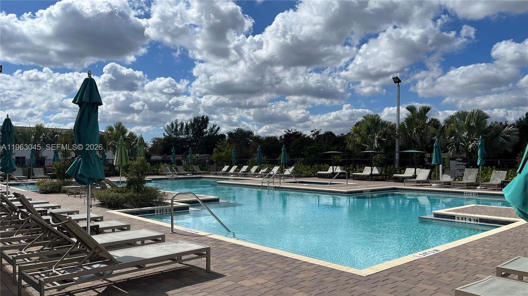 Community amenities in , Miami (Image 68). Community amenities in , Miami (Image 68).