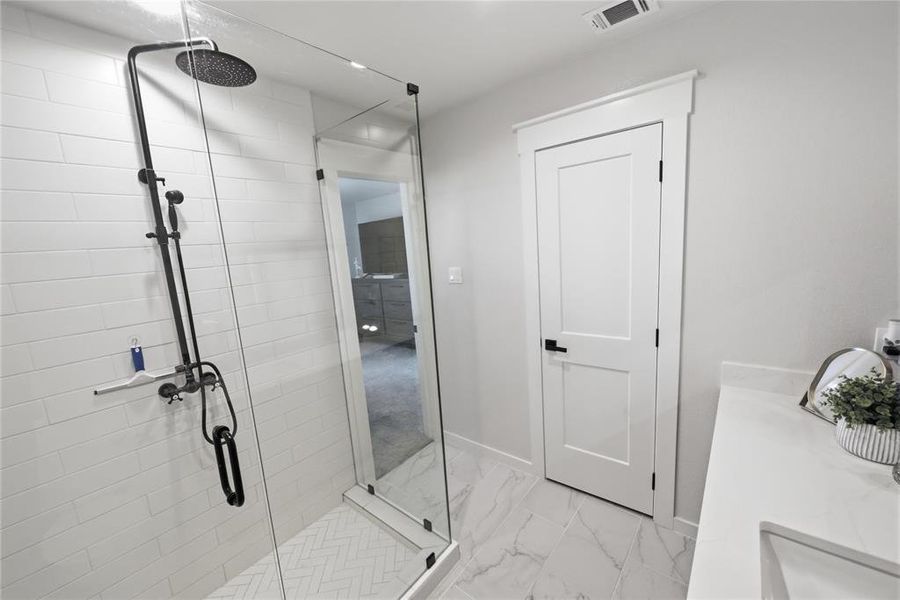 Furnished interior view inside a new home in , Rosebud (Image 11).