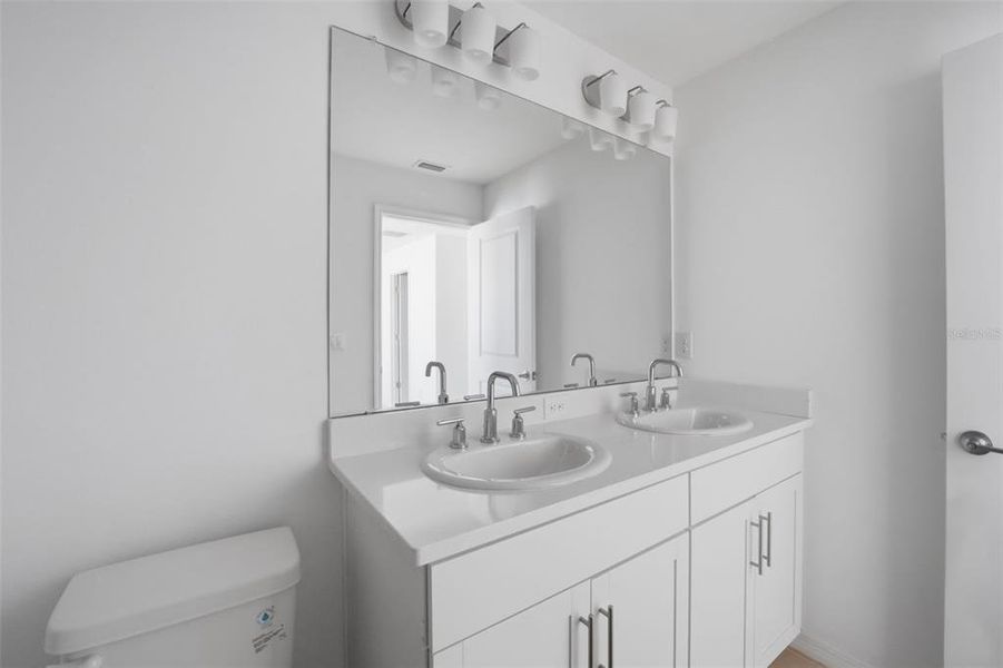 Furnished interior view inside a new home in , Wesley Chapel (Image 10).