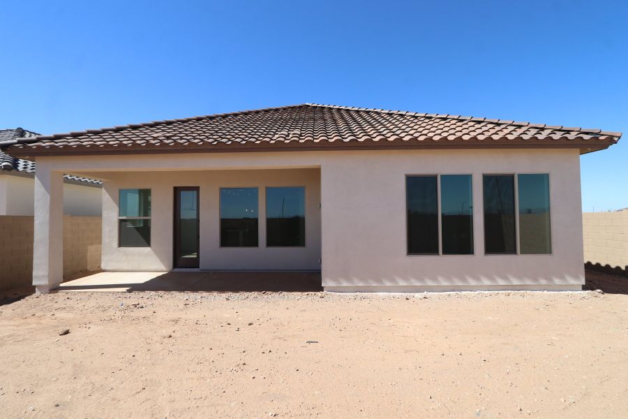 Exterior details and patio area of a home in Tavolo at Soleo, San Tan Valley (Image 4).