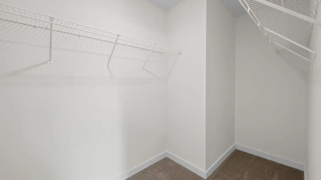 Spacious, unfurnished interior of a new home in Hawks Landing, Apison (Image 19).