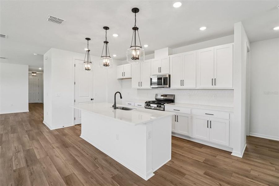 Furnished interior view inside a new home in Ardisia Park, New Smyrna Beach (Image 8).
