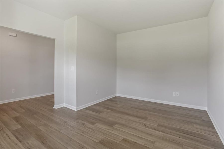 Spacious, unfurnished interior of a new home in Cambridge Reserve, Angier (Image 16).