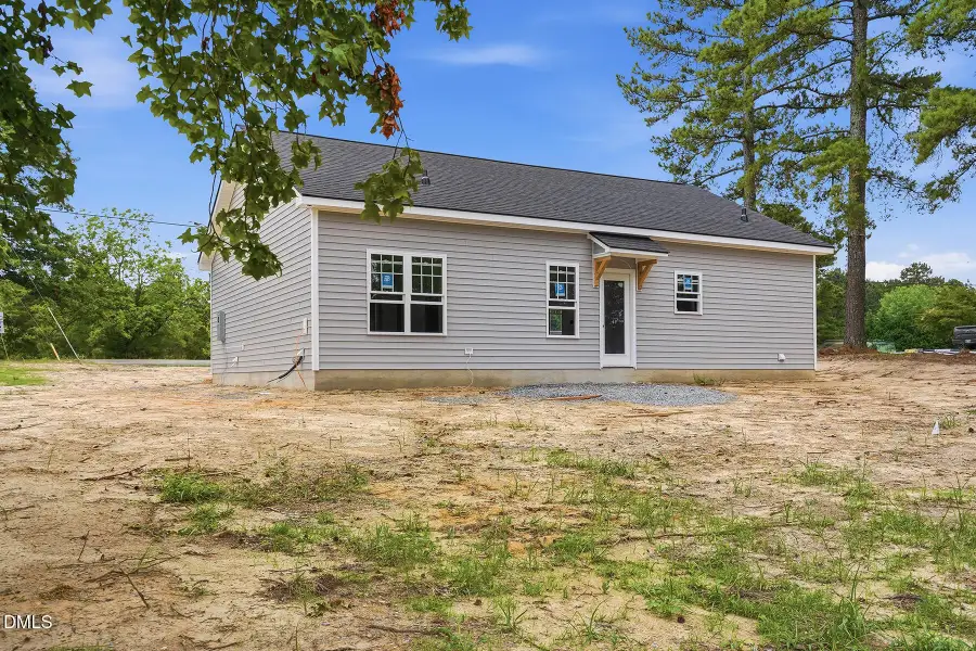 1126 Aquilla Dr-34