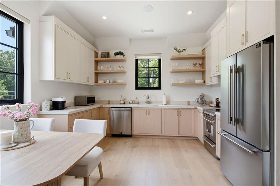 Furnished interior view inside a new home in , Alpharetta (Image 39).