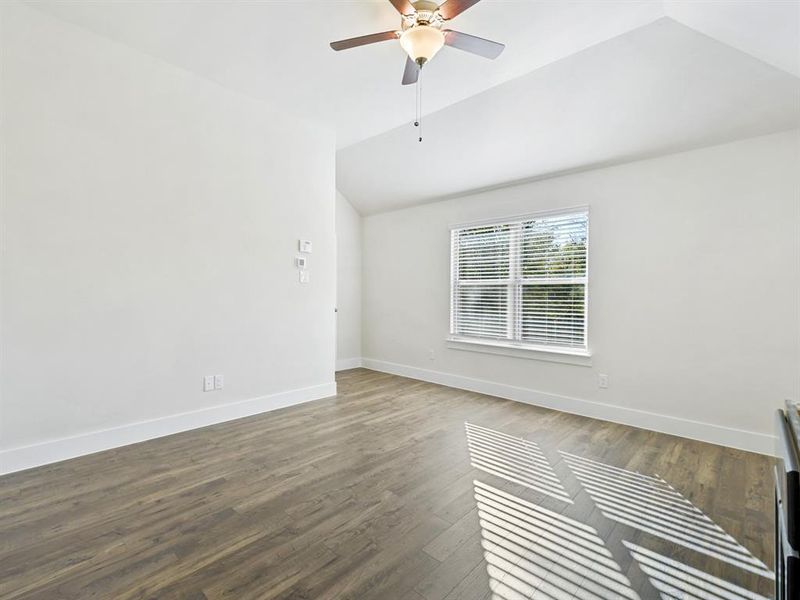 Spacious, unfurnished interior of a new home in Pecan Creek Crossing, Valley View (Image 18). Spacious, unfurnished interior of a new home in Pecan Creek Crossing, Valley View (Image 18).