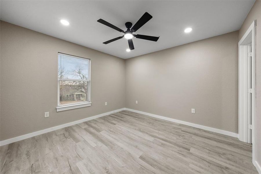 Spacious, unfurnished interior of a new home in , Waco (Image 20).