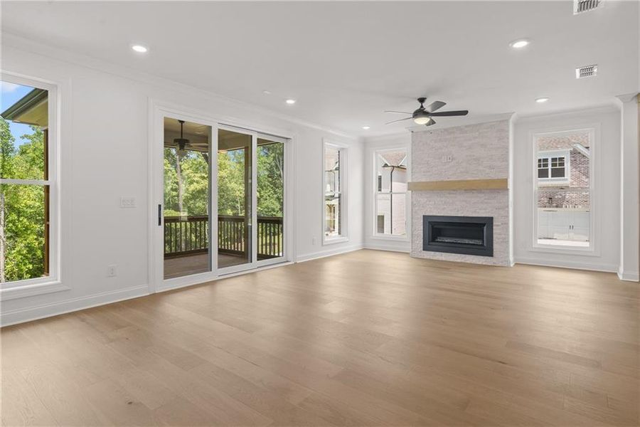 Spacious, unfurnished interior of a new home in Waterside Townhomes, Peachtree Corners (Image 16). Spacious, unfurnished interior of a new home in Waterside Townhomes, Peachtree Corners (Image 16).