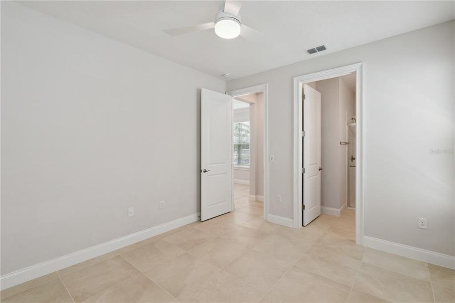 Spacious, unfurnished interior of a new home in Horizon Isle, Winter Garden (Image 28). Spacious, unfurnished interior of a new home in Horizon Isle, Winter Garden (Image 28).