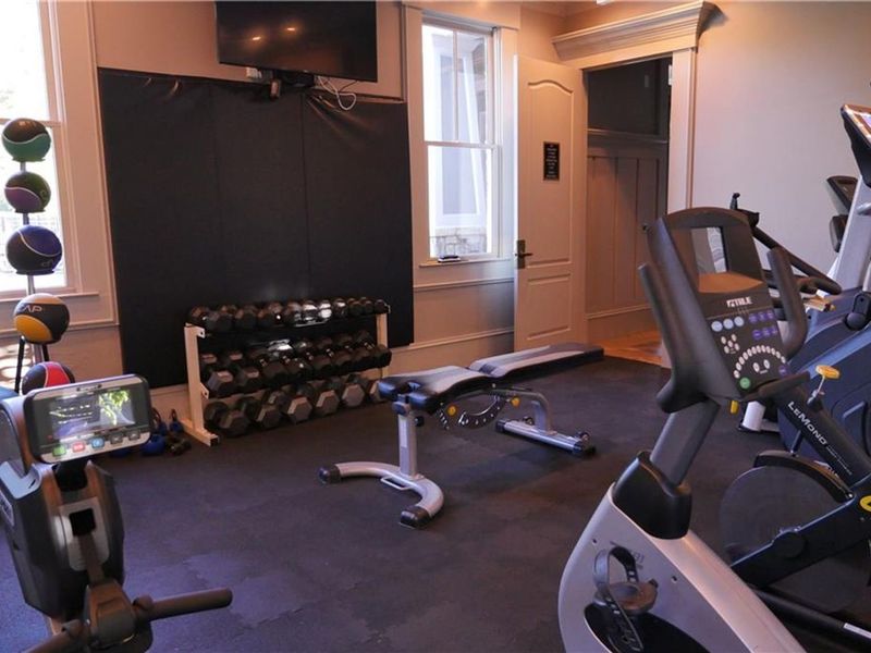 Community amenities in The Village at Towne Lake, Woodstock (Image 83).