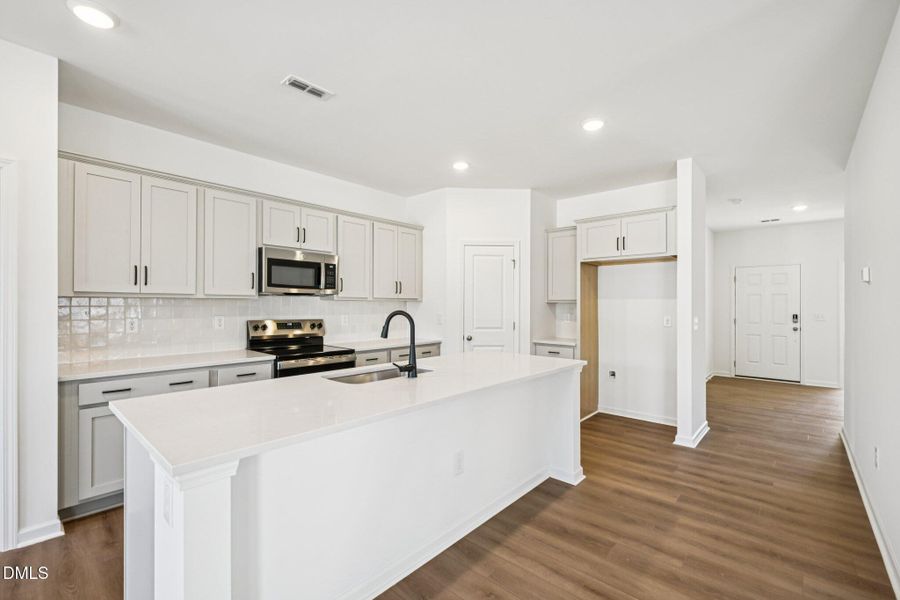 12-web-or-mls-Salers Loop-S1401-012