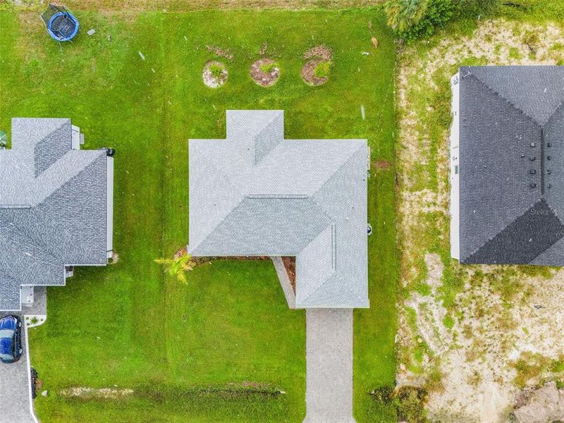 Image 27 of a home in . Image 27 of a home in .