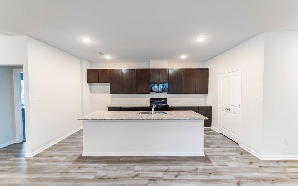 2D floor plan layout of this home in The Grove, Sherman, TX (Image 18).