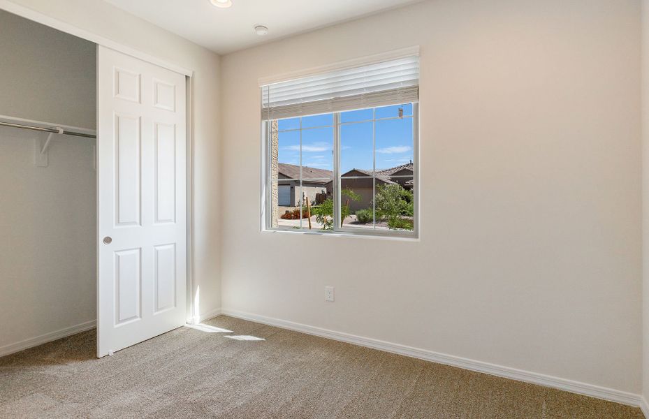 Spacious, unfurnished interior of a new home in Vistoso Canyon Estates, Oro Valley (Image 25).