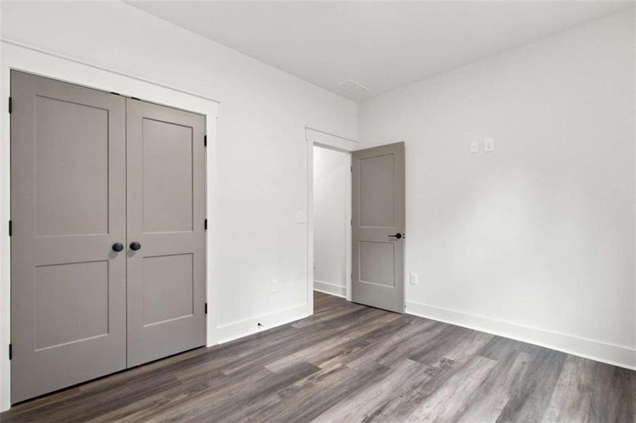 Spacious, unfurnished interior of a new home in , Talking Rock (Image 19).