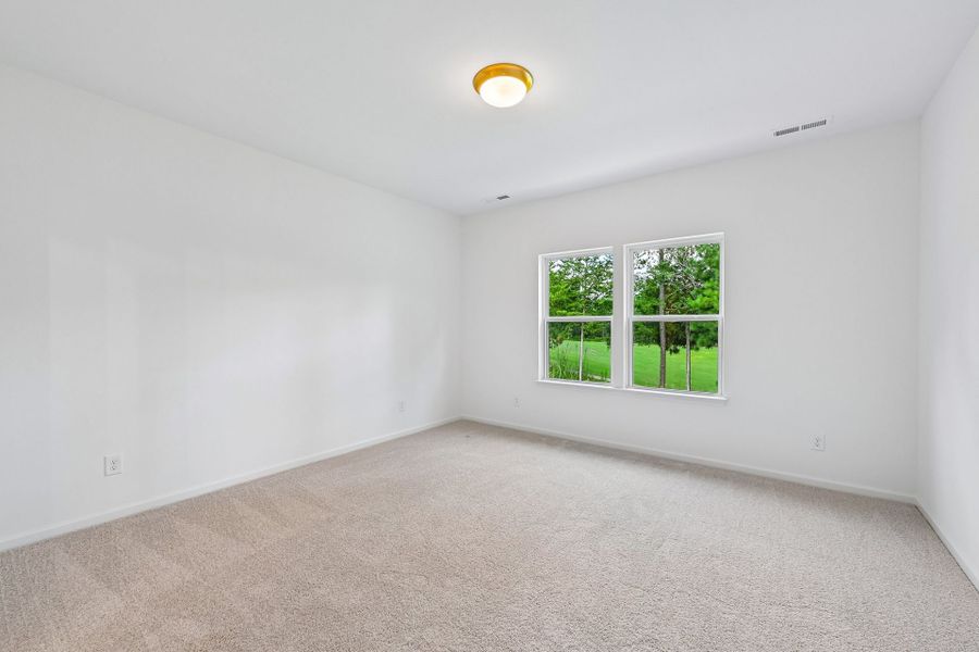 Spacious, unfurnished interior of a new home in Edgewater - The Links, Lancaster (Image 20).