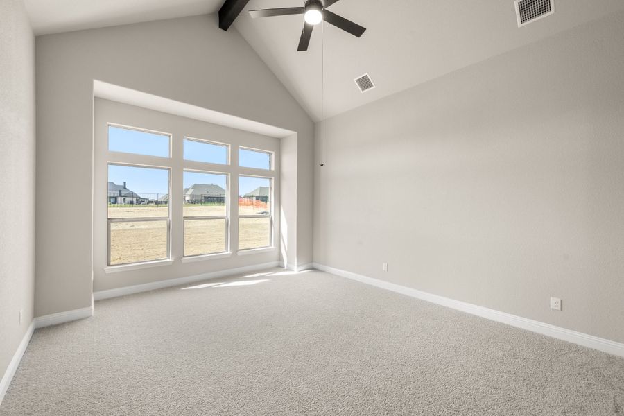 Spacious, unfurnished interior of a new home in Paloma Ranch, Justin (Image 15).