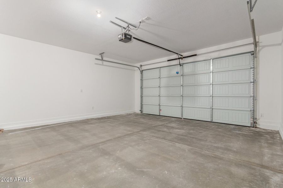 42 Monte Lindo 42 Monte Lindo