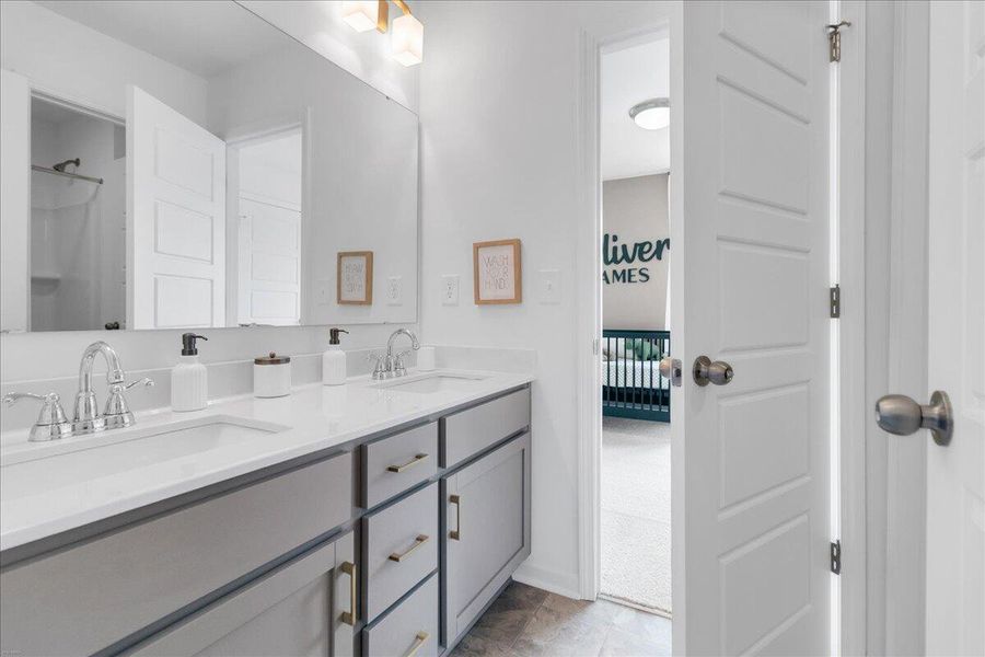 Furnished interior view inside a new home in , Ravenel (Image 26).
