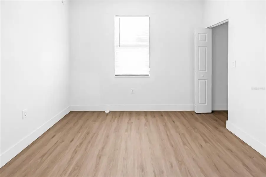 Spacious, unfurnished interior of a new home in , Clewiston (Image 38).