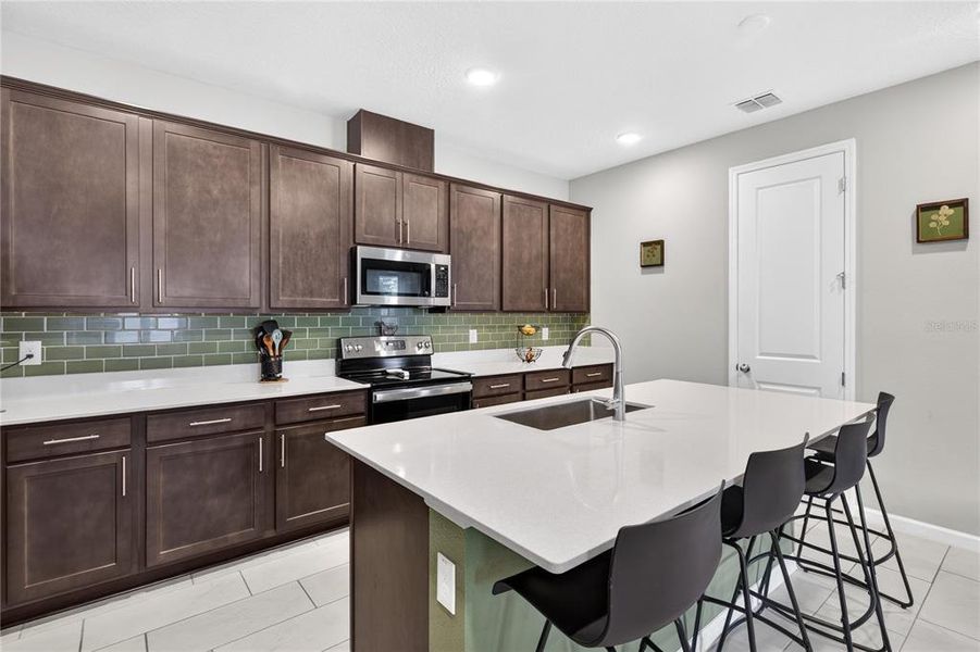 Furnished interior view inside a new home in , Tavares (Image 6).