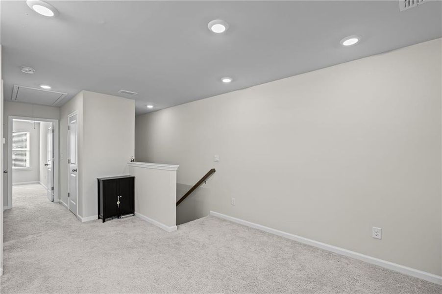 Spacious, unfurnished interior of a new home in , Snellville (Image 16).