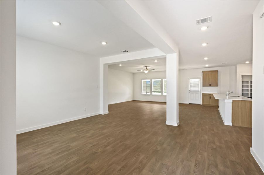 Spacious, unfurnished interior of a new home in Blue Heron Estates, Beasley (Image 26).