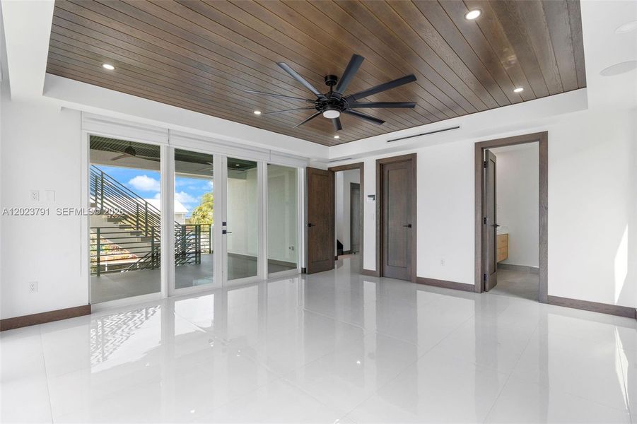 Spacious, unfurnished interior of a new home in , Tavernier (Image 66). Spacious, unfurnished interior of a new home in , Tavernier (Image 66).