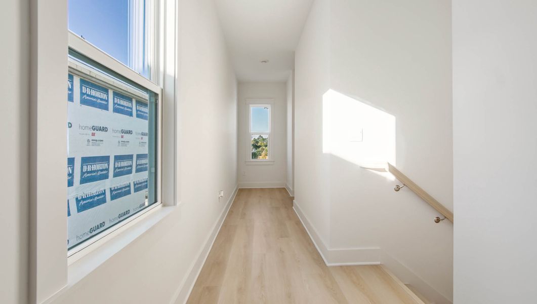 Representative unfurnished interior of a home built from the Ava by D.R. Horton in Parkside, Santa Rosa Beach (Image 33).