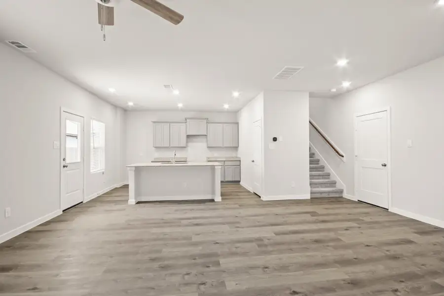 Image 7 of a home in Maple Heights. Image 7 of a home in Maple Heights.