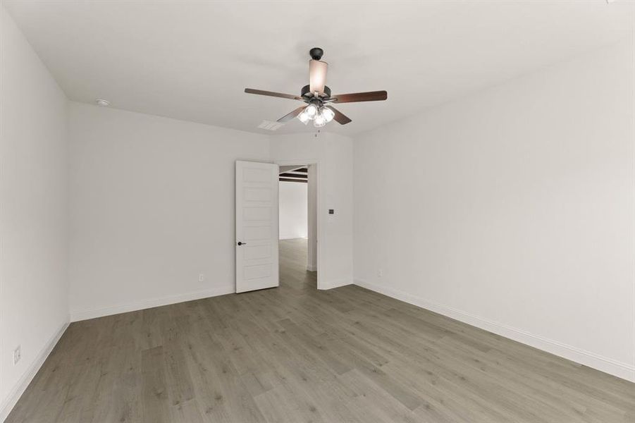 8904 Amistad-Primary Suite-2 8904 Amistad-Primary Suite-2