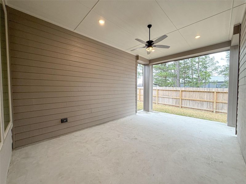 21'x13' Covered Patio 21'x13' Covered Patio