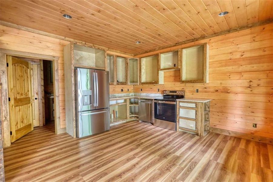Image 58 of a home in .