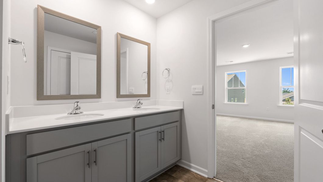 Furnished interior view inside a new home in Woodglen, Piedmont (Image 12).